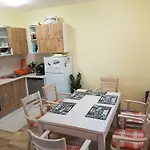 Guest house Malavi Krasen! Comfort&clean!